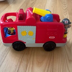 Fisher-Price Little People Red Fire Truck, with two firefighter figures